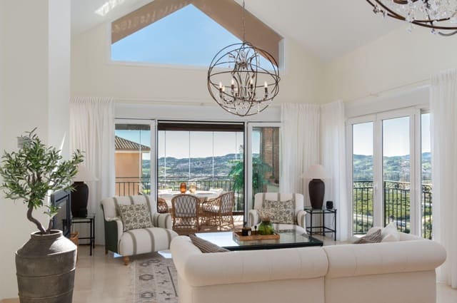 4 sovrum Villa till salu i Mijas med pool garage - 1 430 000 € (Ref: 9633844)