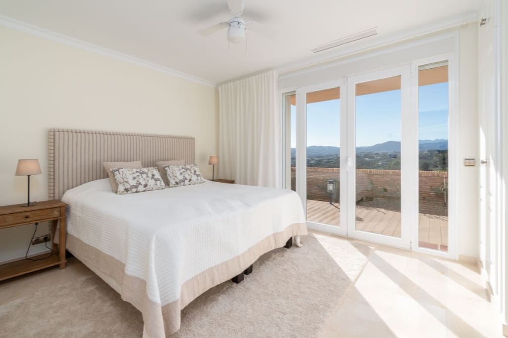 4 soveværelse Villa til salg i Mijas med swimmingpool garage - € 1.430.000 (Ref: 9633844)