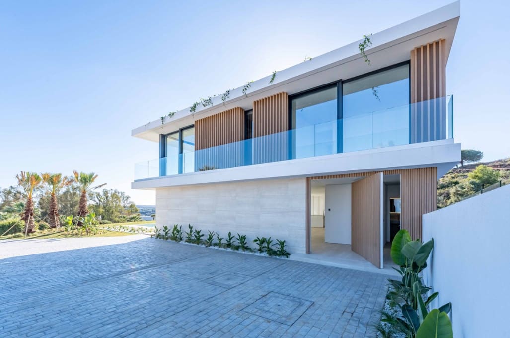 5 sypialnia Willa na sprzedaż w Sotogrande z basenem garażem - 3 350 000 € (Ref: 9643759)