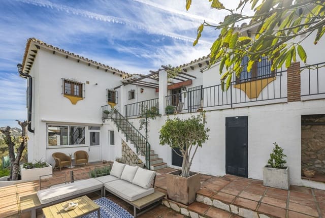 3 quarto Moradia para venda em Mijas Costa, Mijas com piscina - 995 000 € (Ref: 9643760)