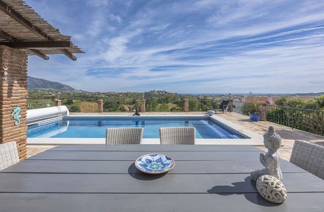 3 quarto Moradia para venda em Mijas Costa, Mijas com piscina - 995 000 € (Ref: 9643760)