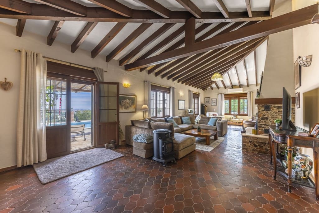 3 quarto Moradia para venda em Mijas Costa com piscina - 995 000 € (Ref: 9643760)