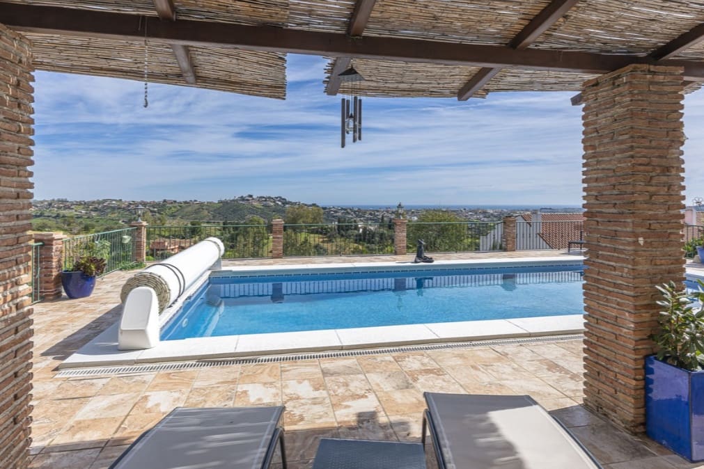 3 quarto Moradia para venda em Mijas Costa com piscina - 995 000 € (Ref: 9643760)