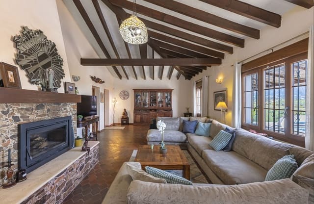3 slaapkamer Villa te koop in Mijas Costa, Mijas met zwembad - € 825.000 (Ref: 9643760)
