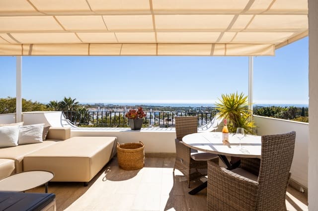 2 slaapkamer Penthouse te koop in Estepona met zwembad garage - € 599.000 (Ref: 9643761)