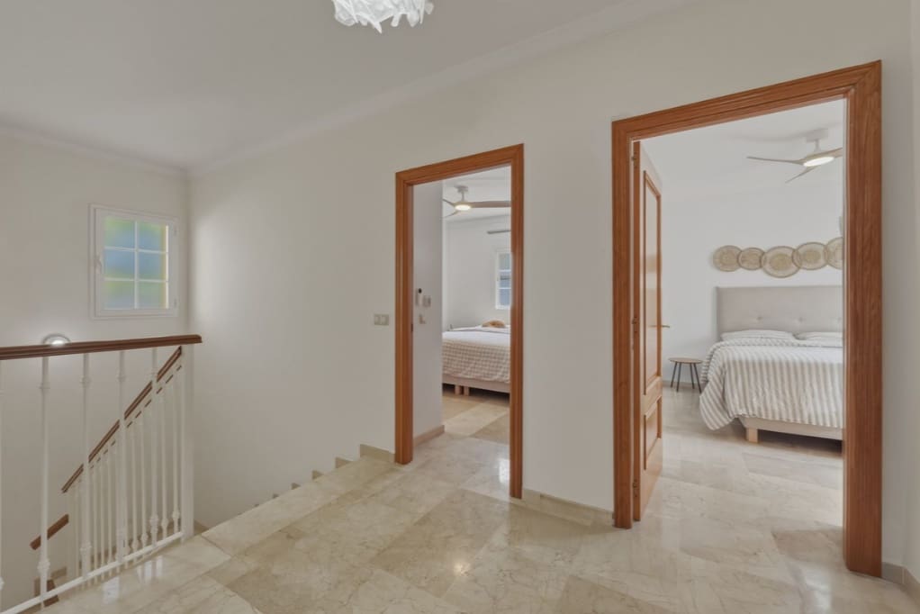 5 soverom Villa til salgs i Mijas Costa med svømmebasseng garasje - € 810 000 (Ref: 9658331)