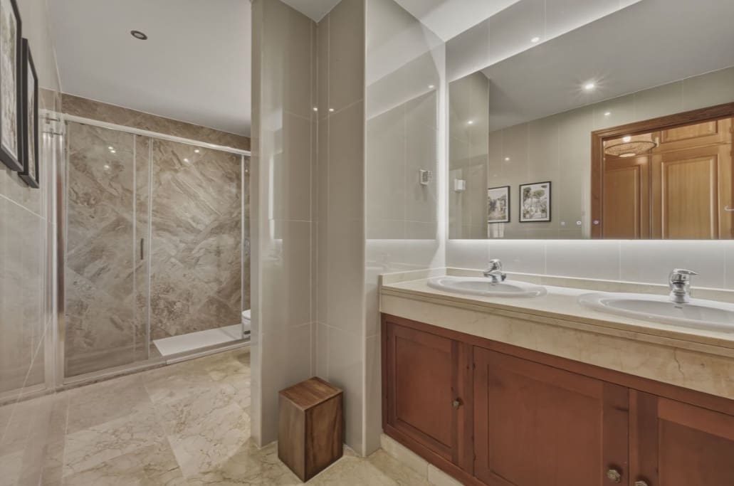 5 soverom Villa til salgs i Mijas Costa med svømmebasseng garasje - € 810 000 (Ref: 9658331)