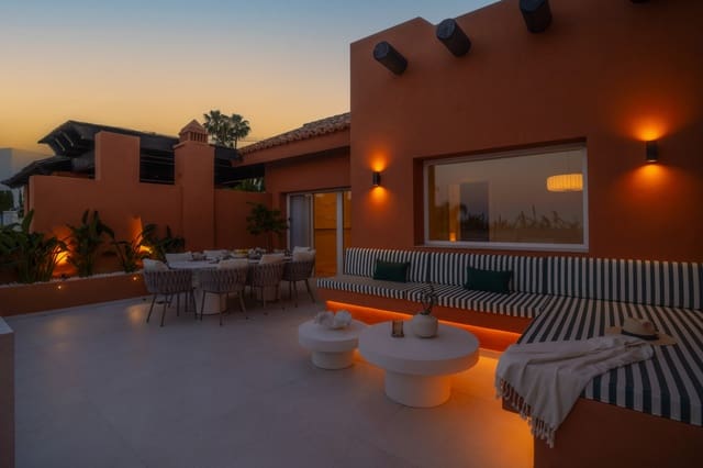 4 slaapkamer Penthouse te koop in Marbella met zwembad garage - € 1.749.000 (Ref: 9679473)