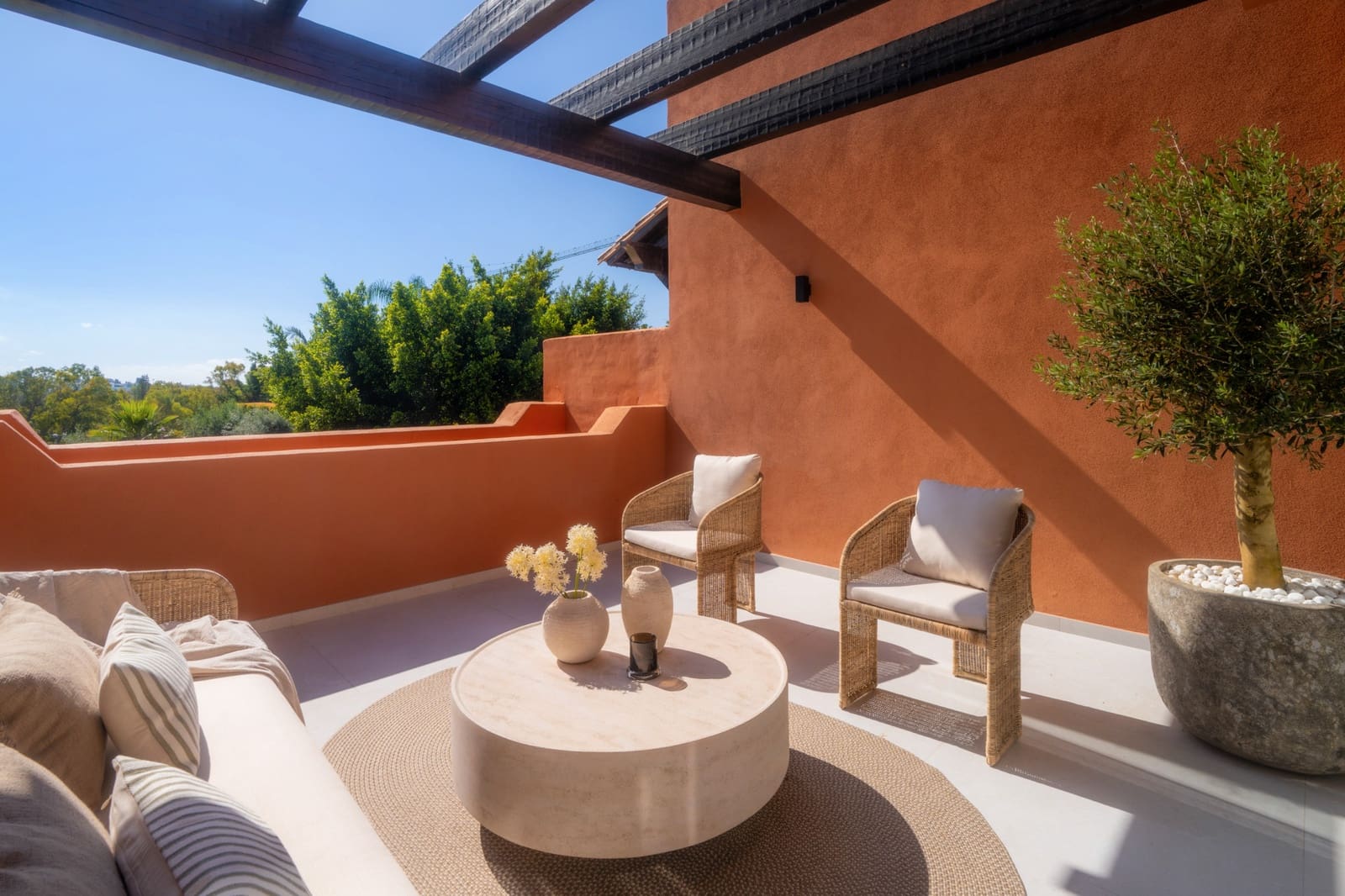 4 slaapkamer Penthouse te koop in Marbella met zwembad garage - € 1.749.000 (Ref: 9679473)