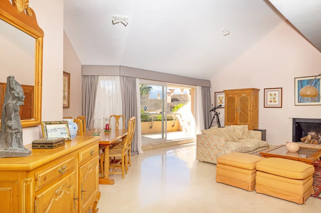 2 slaapkamer Penthouse te koop in Sotogrande met garage - € 525.000 (Ref: 9679475)