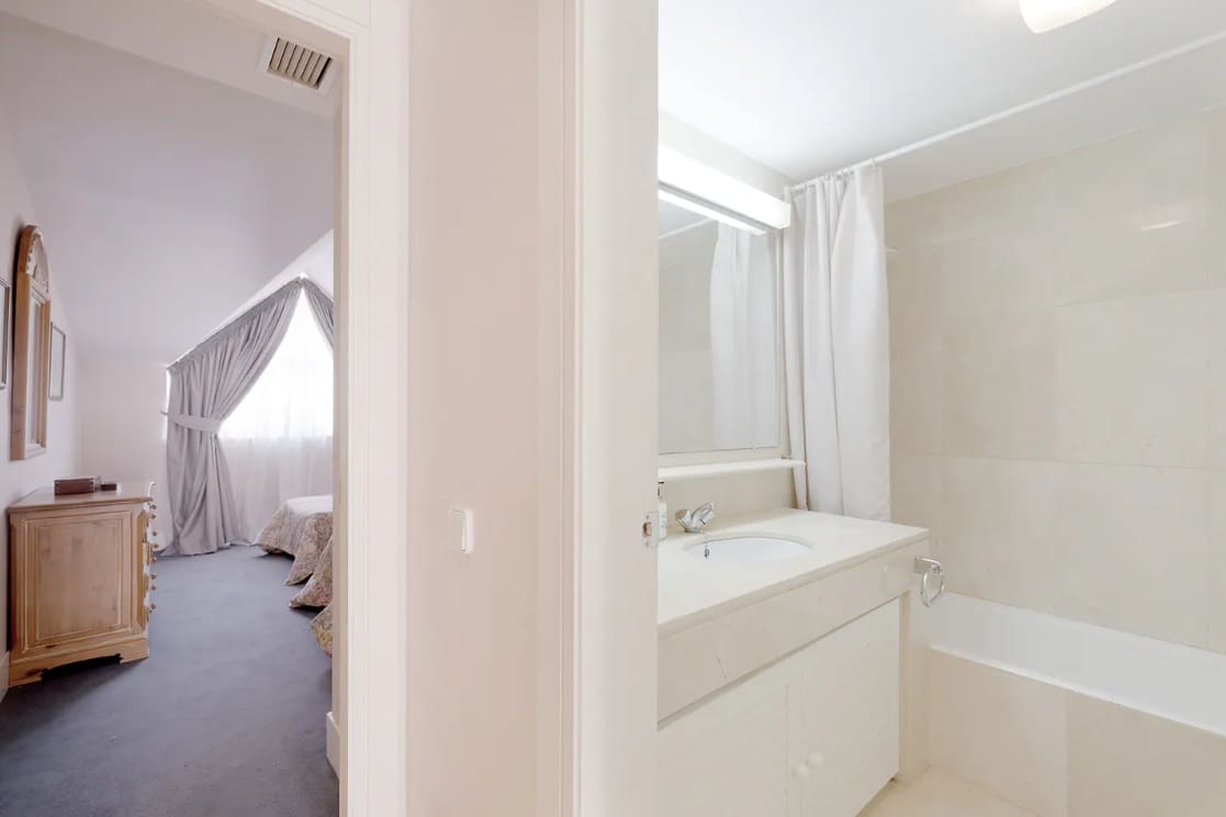 2 slaapkamer Penthouse te koop in Sotogrande met garage - € 525.000 (Ref: 9679475)