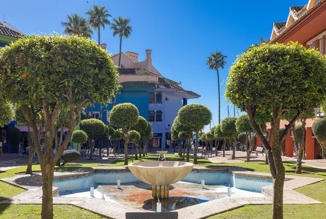 2 slaapkamer Penthouse te koop in Sotogrande met garage - € 525.000 (Ref: 9679475)