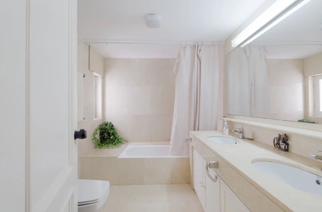 2 soverom Penthouse til salgs i Sotogrande med garasje - € 525 000 (Ref: 9679475)