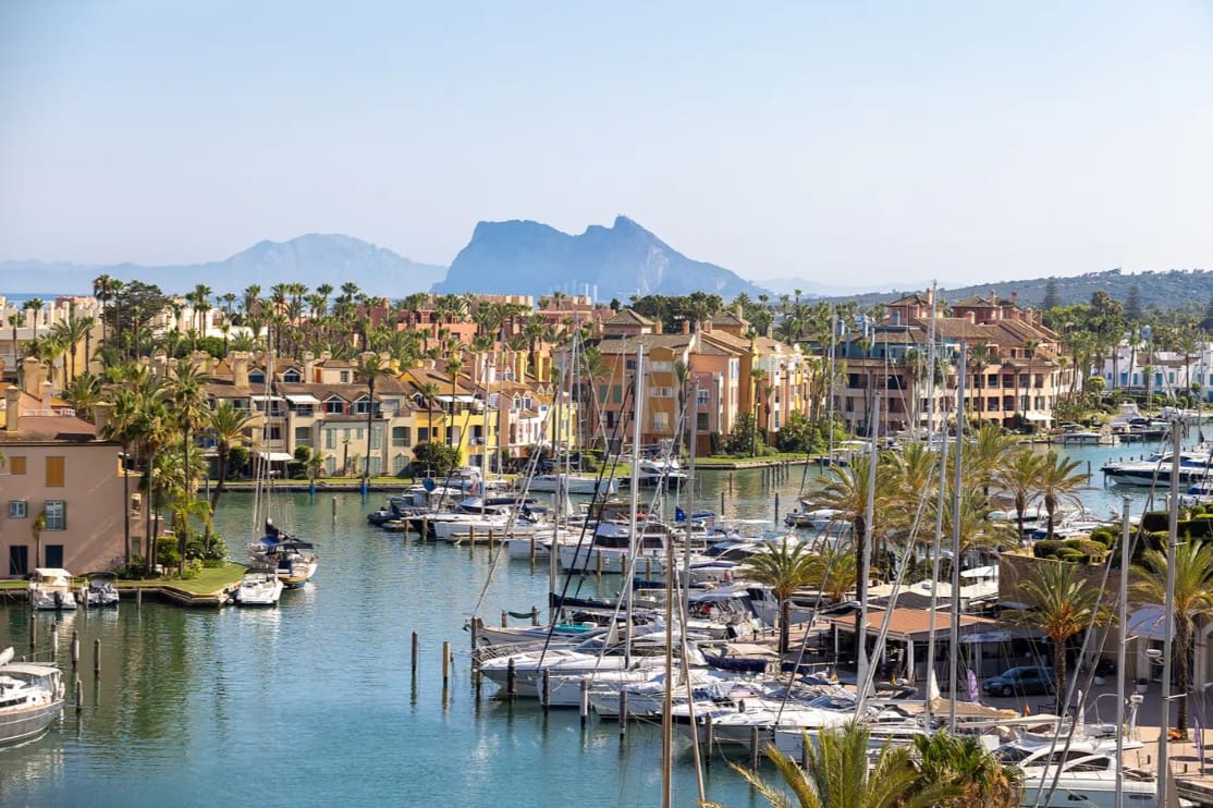 2 soverom Penthouse til salgs i Sotogrande med garasje - € 525 000 (Ref: 9679475)