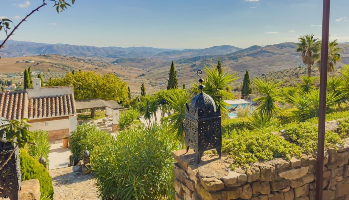 13 soverom Villa til salgs i Villanueva de la Concepcion med svømmebasseng garasje - € 2 250 000 (Ref: 9683372)