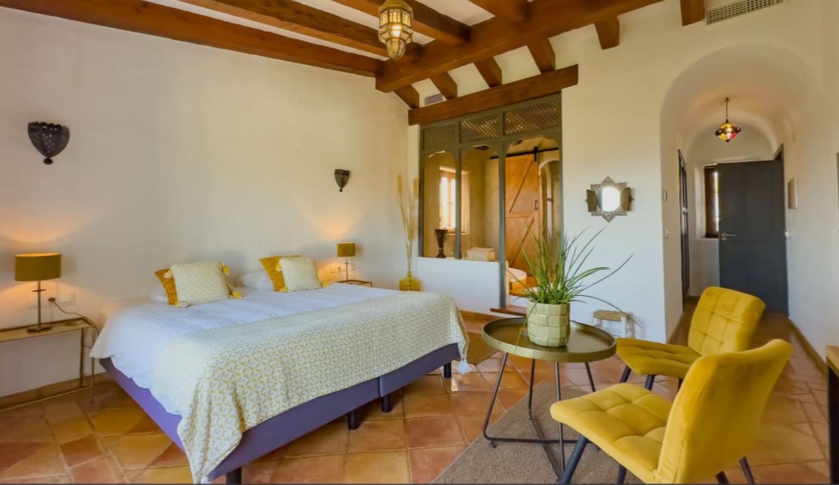 13 soverom Villa til salgs i Villanueva de la Concepcion med svømmebasseng garasje - € 2 250 000 (Ref: 9683372)