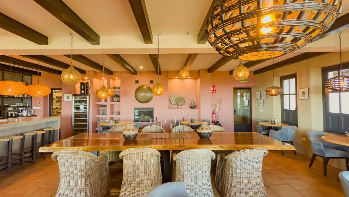 13 soverom Villa til salgs i Villanueva de la Concepcion med svømmebasseng garasje - € 2 250 000 (Ref: 9683372)