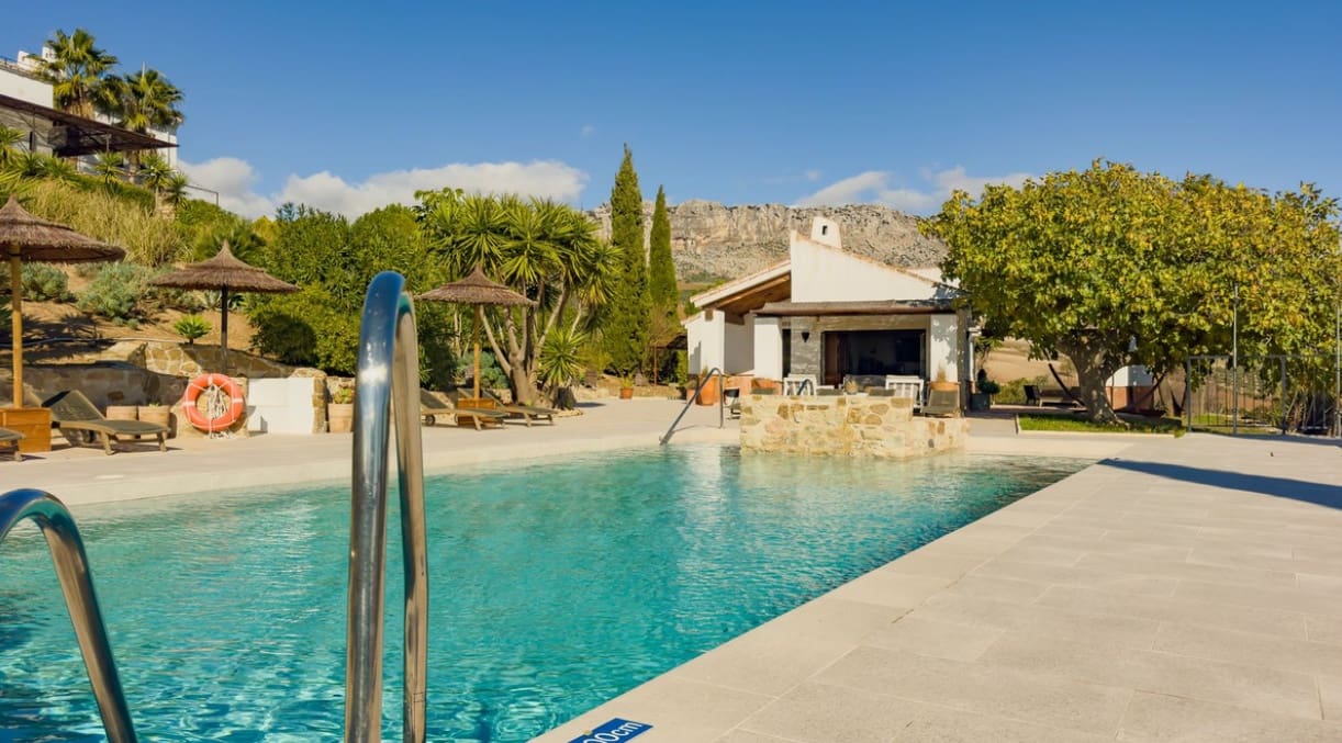 13 bedroom Villa for sale in Villanueva de la Concepcion with pool garage - € 1,995,000 (Ref: 9683372)