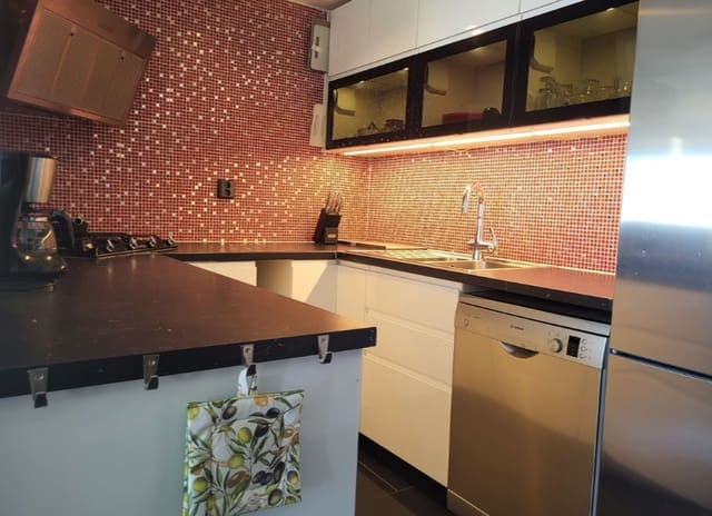 2 slaapkamer Villa te koop in Estepona - € 315.000 (Ref: 9683373)