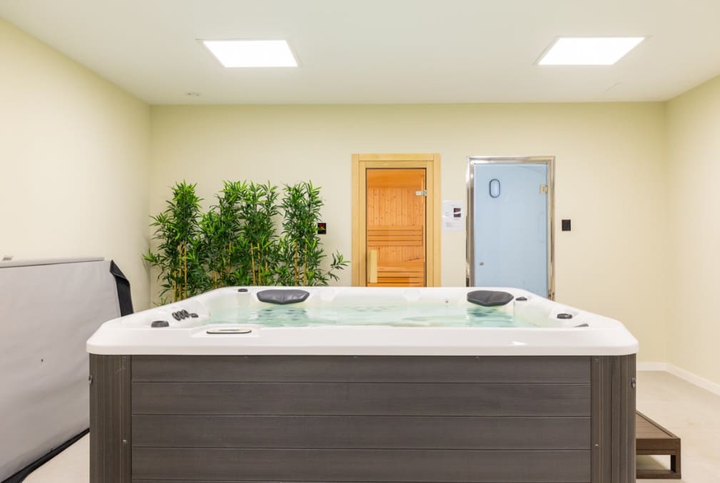 3 soveværelse Semi-Rækkehus til salg i La Cala de Mijas med swimmingpool garage - € 890.000 (Ref: 9683379)