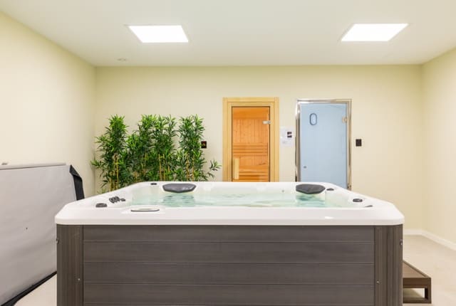 3 soveværelse Semi-Rækkehus til salg i La Cala de Mijas, Mijas med swimmingpool garage - € 890.000 (Ref: 9683379)