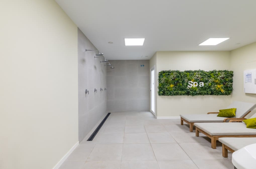 3 soveværelse Semi-Rækkehus til salg i La Cala de Mijas med swimmingpool garage - € 890.000 (Ref: 9683379)