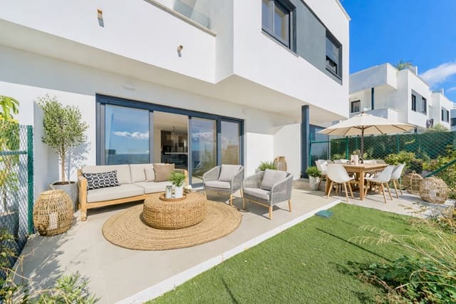 3 slaapkamer Halfvrijstaande villa te koop in La Cala de Mijas, Mijas met zwembad garage - € 890.000 (Ref: 9683379)