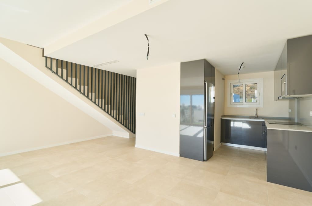 3 makuuhuone Paritalo myytävänä paikassa La Cala de Mijas mukana uima-altaan 
autotalli - 890 000 € (Ref: 9683379)