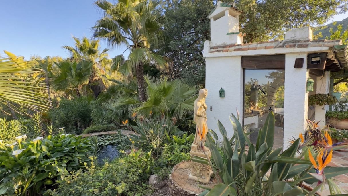 5 soverom Villa til salgs i Alhaurin el Grande med svømmebasseng garasje - € 2 150 000 (Ref: 9704534)