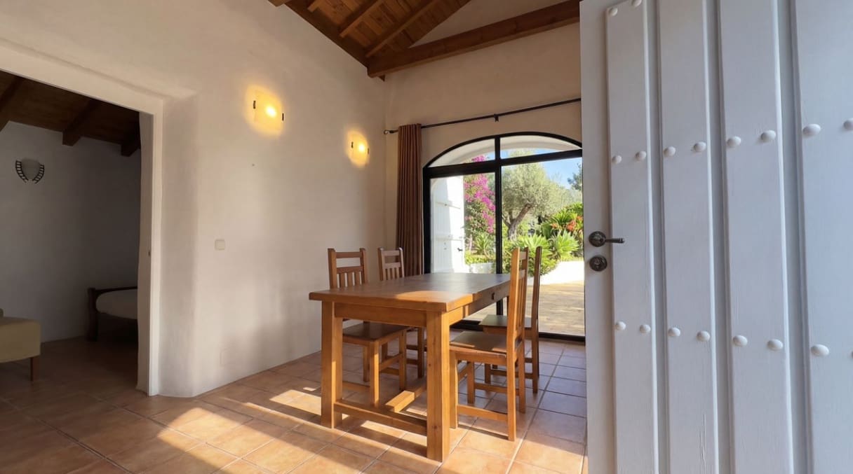 5 soverom Villa til salgs i Alhaurin el Grande med svømmebasseng garasje - € 2 150 000 (Ref: 9704534)