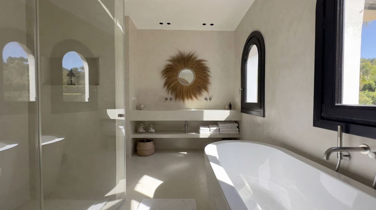 5 soverom Villa til salgs i Alhaurin el Grande med svømmebasseng garasje - € 2 150 000 (Ref: 9704534)