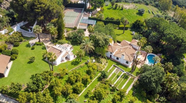5 soverom Villa til salgs i Alhaurín el Grande med svømmebasseng garasje - € 2 150 000 (Ref: 9704534)