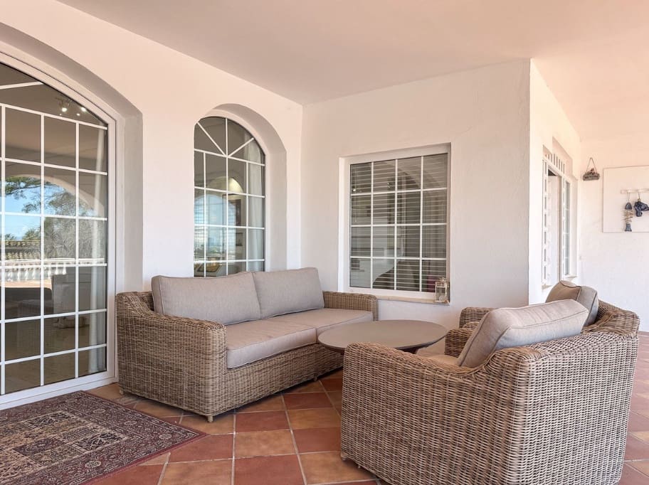 4 soverom Villa til salgs i Buenas Noches med svømmebasseng garasje - € 899 000 (Ref: 9704535)