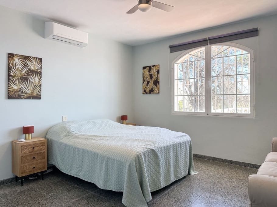 4 soverom Villa til salgs i Buenas Noches med svømmebasseng garasje - € 899 000 (Ref: 9704535)