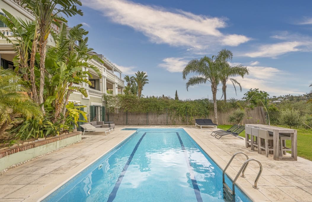 4 slaapkamer Villa te koop in Sotogrande met zwembad garage - € 1.275.000 (Ref: 9704536)