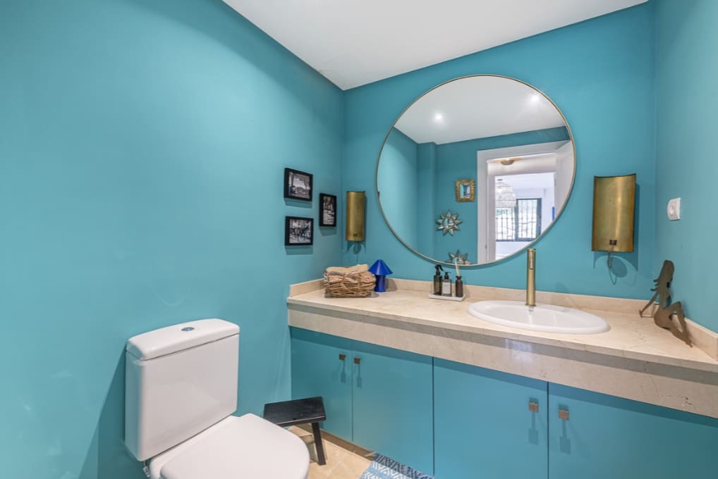 4 slaapkamer Villa te koop in Sotogrande met zwembad garage - € 1.275.000 (Ref: 9704536)