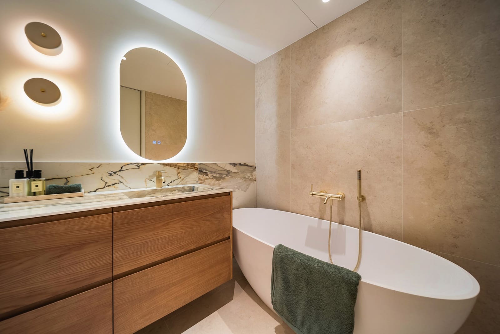 3 Zimmer Apartment zu verkaufen in Golden Mile mit Pool - 1.280.000 € (Ref: 9711086)