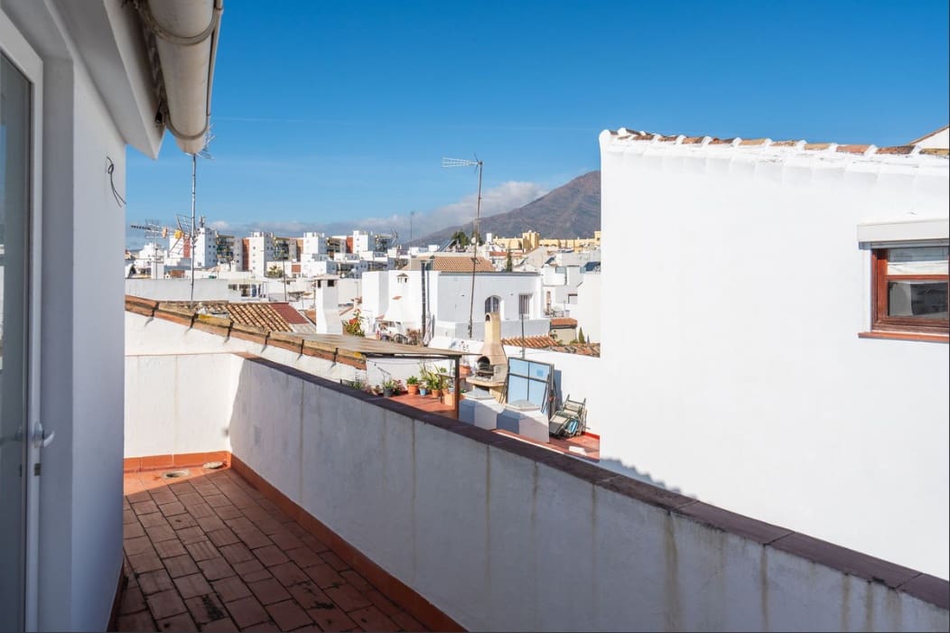 5 camera da letto Casa in vendita in Estepona - 699.000 € (Rif: 9711088)