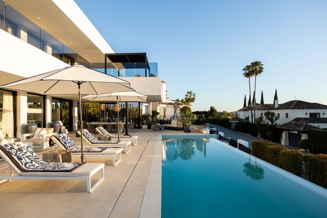 4 quarto Moradia para venda em Marbella com piscina garagem - 4 295 000 € (Ref: 9726342)