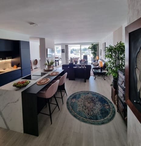 Apartamento de 2 habitaciones en Benahavís en venta con piscina - 625.000 € (Ref: 9726345)