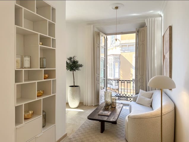 Apartamento de 3 habitaciones en Centro Historico, Málaga ciudad en venta - 849.000 € (Ref: 9738326)