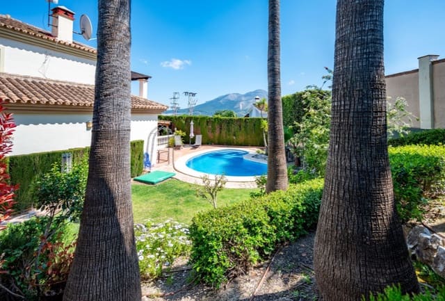 3 slaapkamer Villa te koop in Coín met zwembad garage - € 585.000 (Ref: 9745239)