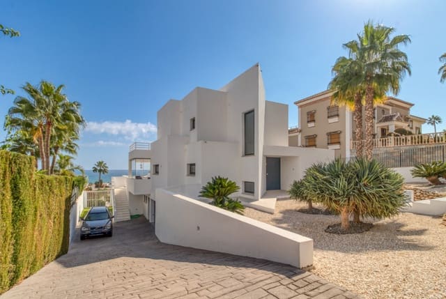 4 soveværelse Villa til salg i Mijas Costa, Mijas med swimmingpool garage - € 2.395.000 (Ref: 9745240)