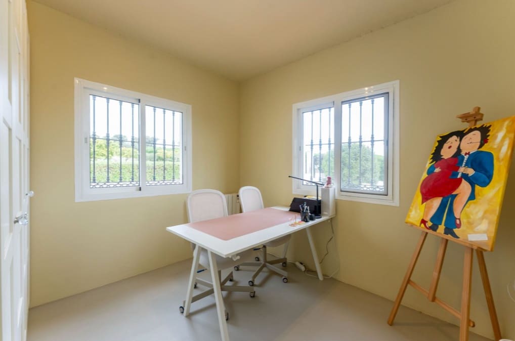 4 bedroom Villa for sale in Alhaurin el Grande with pool garage - € 595,000 (Ref: 9745243)