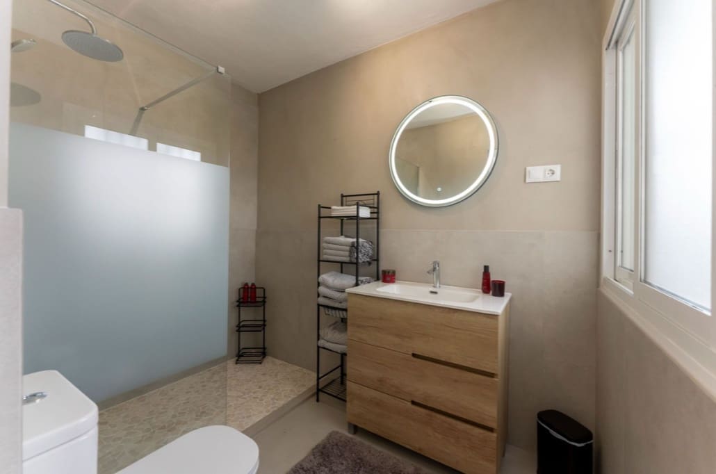 4 bedroom Villa for sale in Alhaurin el Grande with pool garage - € 595,000 (Ref: 9745243)