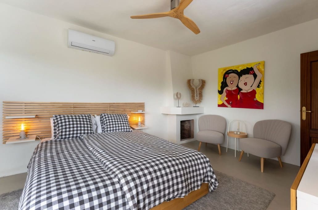 4 bedroom Villa for sale in Alhaurin el Grande with pool garage - € 595,000 (Ref: 9745243)