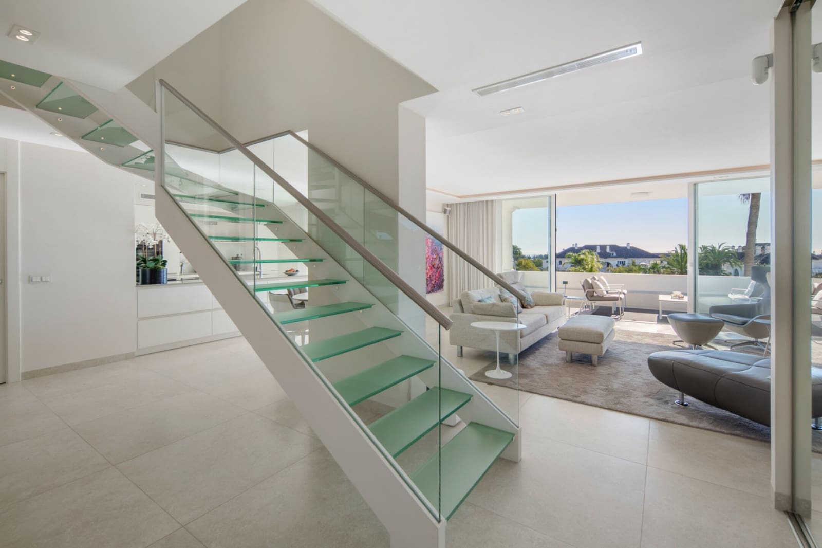 Ático de 3 habitaciones en Golden Mile en venta con piscina - 2.495.000 € (Ref: 9747715)