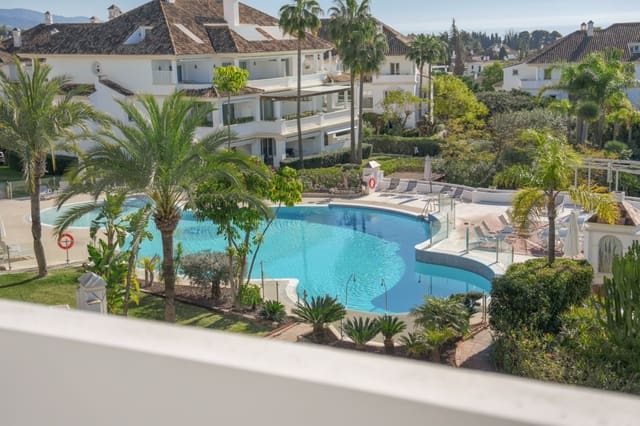 3 slaapkamer Penthouse te koop in Golden Mile, Marbella met zwembad - € 2.495.000 (Ref: 9747715)