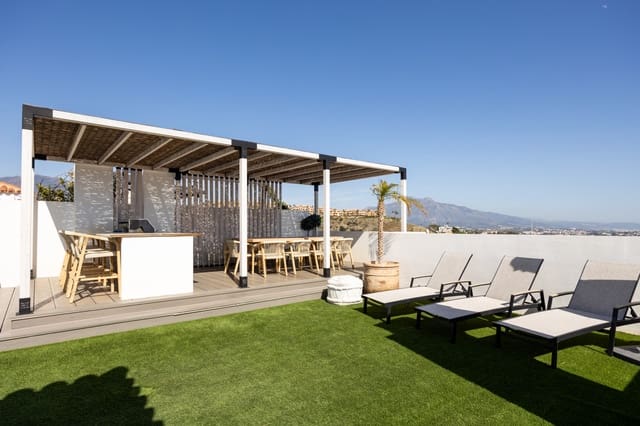 3 slaapkamer Penthouse te koop in El Paraiso, Estepona met garage - € 750.000 (Ref: 9763542)