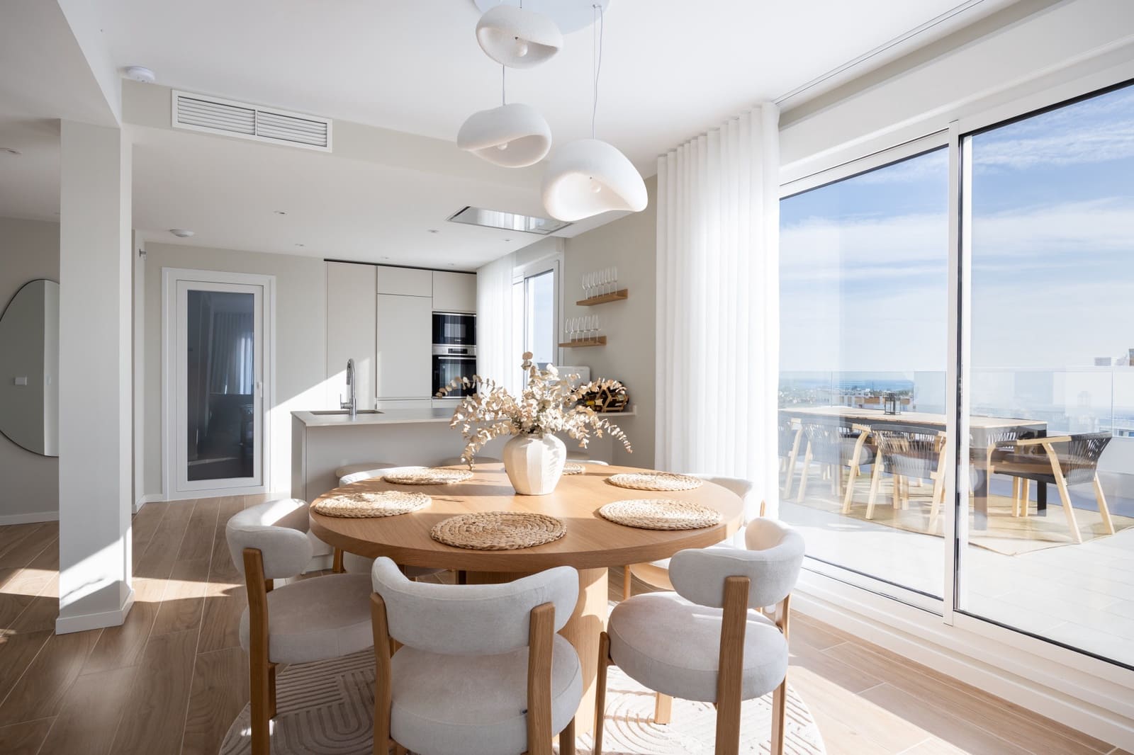 4 Zimmer Penthouse zu verkaufen in Marbella mit Pool Garage - 995.000 € (Ref: 9763543)